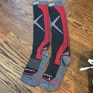 Bauer Vapor Hockey Socks - Boys large